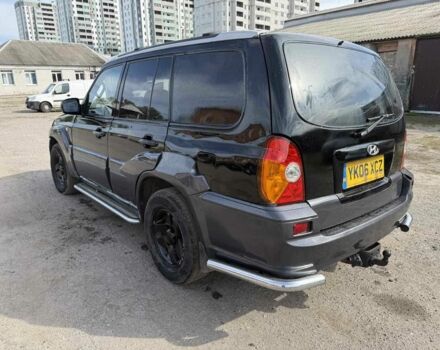 Черный Хендай Терракан, объемом двигателя 2.9 л и пробегом 380 тыс. км за 3500 $, фото 5 на Automoto.ua
