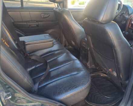 Черный Хендай Терракан, объемом двигателя 2.9 л и пробегом 300 тыс. км за 3750 $, фото 6 на Automoto.ua