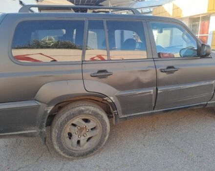 Черный Хендай Терракан, объемом двигателя 2.9 л и пробегом 300 тыс. км за 3750 $, фото 3 на Automoto.ua