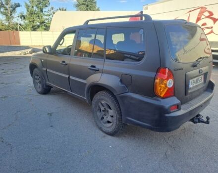 Черный Хендай Терракан, объемом двигателя 2.9 л и пробегом 300 тыс. км за 3750 $, фото 1 на Automoto.ua