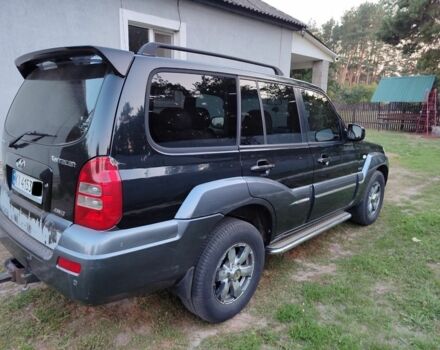 Черный Хендай Терракан, объемом двигателя 2.9 л и пробегом 243 тыс. км за 4950 $, фото 1 на Automoto.ua