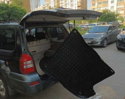 Черный Хендай Терракан, объемом двигателя 2.9 л и пробегом 240 тыс. км за 2975 $, фото 5 на Automoto.ua