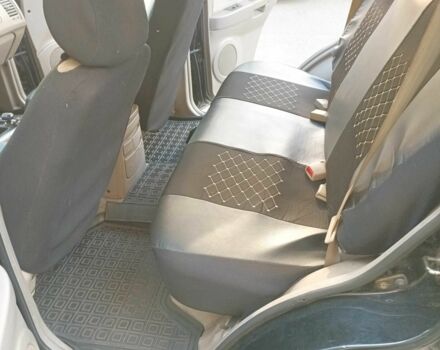 Черный Хендай Терракан, объемом двигателя 2.9 л и пробегом 240 тыс. км за 2975 $, фото 4 на Automoto.ua