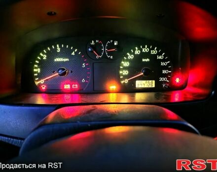 Фіолетовий Хендай Терракан, об'ємом двигуна 2.9 л та пробігом 377 тис. км за 3500 $, фото 1 на Automoto.ua