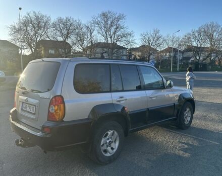 Серый Хендай Терракан, объемом двигателя 0 л и пробегом 300 тыс. км за 4600 $, фото 3 на Automoto.ua