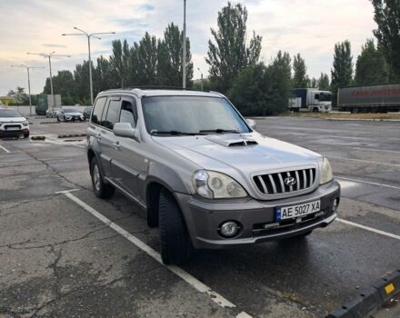 Серый Хендай Терракан, объемом двигателя 2.9 л и пробегом 220 тыс. км за 5800 $, фото 4 на Automoto.ua