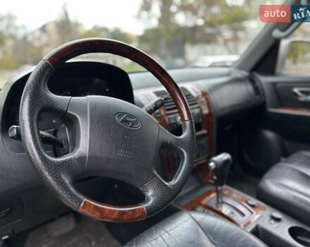 Хендай Терракан 2002 в Николаеве на Automoto.ua Серый Хендай Терракан, объемом двигателя 2.9 л и пробегом 263 тыс. км за 8100 $, фото 6 на Automoto.ua
