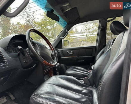 Хендай Терракан 2002 в Николаеве на Automoto.ua Серый Хендай Терракан, объемом двигателя 2.9 л и пробегом 263 тыс. км за 8100 $, фото 4 на Automoto.ua