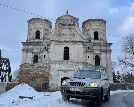 Серый Хендай Терракан, объемом двигателя 2.9 л и пробегом 200 тыс. км за 7500 $, фото 4 на Automoto.ua