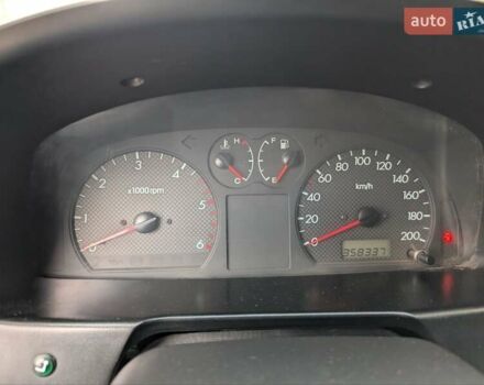 Серый Хендай Терракан, объемом двигателя 2.9 л и пробегом 358 тыс. км за 6800 $, фото 2 на Automoto.ua