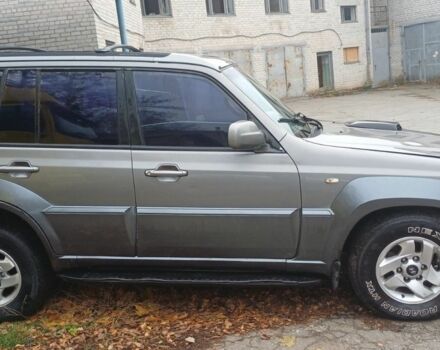 Серый Хендай Терракан, объемом двигателя 2.5 л и пробегом 240 тыс. км за 4200 $, фото 3 на Automoto.ua