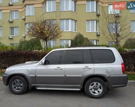 Серый Хендай Терракан, объемом двигателя 2.9 л и пробегом 320 тыс. км за 6500 $, фото 2 на Automoto.ua