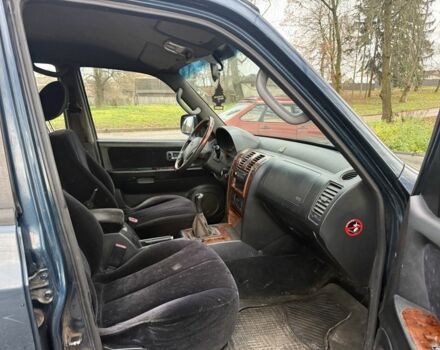 Серый Хендай Терракан, объемом двигателя 2.9 л и пробегом 281 тыс. км за 2300 $, фото 5 на Automoto.ua