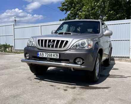 Серый Хендай Терракан, объемом двигателя 2.9 л и пробегом 285 тыс. км за 3067 $, фото 2 на Automoto.ua