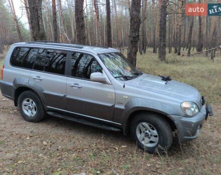 Серый Хендай Терракан, объемом двигателя 2.9 л и пробегом 252 тыс. км за 5000 $, фото 2 на Automoto.ua