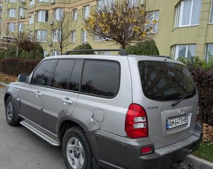 Серый Хендай Терракан, объемом двигателя 2.9 л и пробегом 320 тыс. км за 6500 $, фото 1 на Automoto.ua