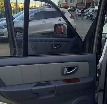 Серый Хендай Терракан, объемом двигателя 2.9 л и пробегом 177 тыс. км за 7700 $, фото 3 на Automoto.ua