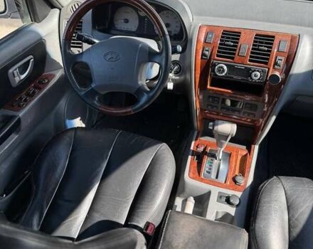 Серый Хендай Терракан, объемом двигателя 2.9 л и пробегом 290 тыс. км за 7000 $, фото 20 на Automoto.ua