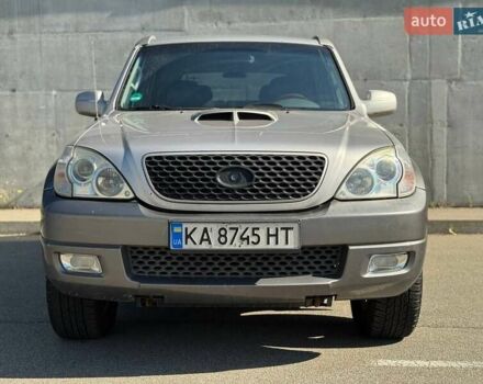 Серый Хендай Терракан, объемом двигателя 2.9 л и пробегом 290 тыс. км за 7000 $, фото 5 на Automoto.ua