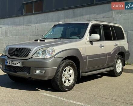 Серый Хендай Терракан, объемом двигателя 2.9 л и пробегом 290 тыс. км за 7000 $, фото 3 на Automoto.ua