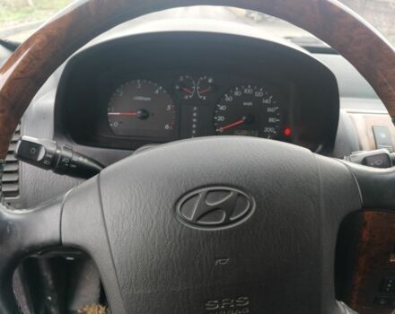 Серый Хендай Терракан, объемом двигателя 2.9 л и пробегом 200 тыс. км за 3600 $, фото 6 на Automoto.ua