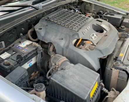 Серый Хендай Терракан, объемом двигателя 2.9 л и пробегом 260 тыс. км за 4000 $, фото 2 на Automoto.ua