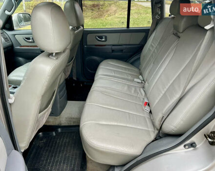 Серый Хендай Терракан, объемом двигателя 2.9 л и пробегом 265 тыс. км за 6999 $, фото 33 на Automoto.ua