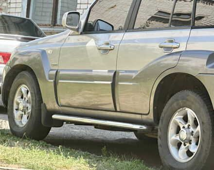 Серый Хендай Терракан, объемом двигателя 2.9 л и пробегом 380 тыс. км за 7130 $, фото 2 на Automoto.ua