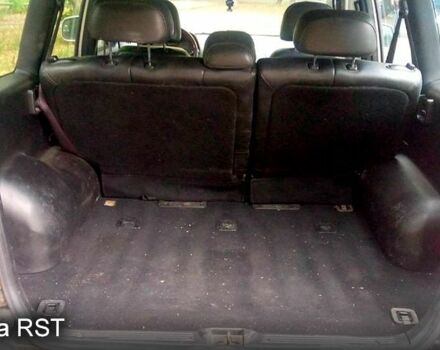 Серый Хендай Терракан, объемом двигателя 2.9 л и пробегом 435 тыс. км за 3800 $, фото 6 на Automoto.ua