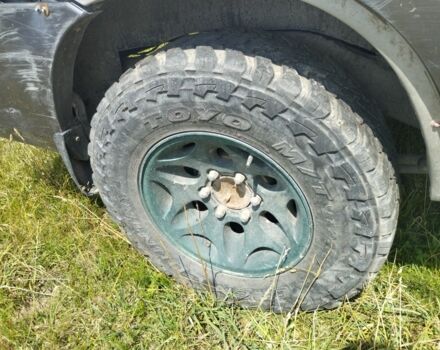 Серый Хендай Терракан, объемом двигателя 9 л и пробегом 90 тыс. км за 1900 $, фото 3 на Automoto.ua