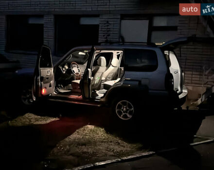 Серый Хендай Терракан, объемом двигателя 2.9 л и пробегом 380 тыс. км за 7130 $, фото 4 на Automoto.ua