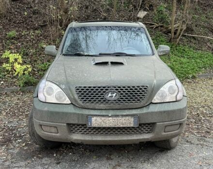Серый Хендай Терракан, объемом двигателя 0 л и пробегом 200 тыс. км за 2200 $, фото 1 на Automoto.ua