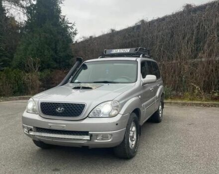 Серый Хендай Терракан, объемом двигателя 2.9 л и пробегом 230 тыс. км за 2850 $, фото 1 на Automoto.ua