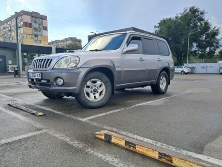 Хендай Терракан 2001 в Днепре (Днепропетровске) на Automoto.ua Серый Хендай Терракан, объемом двигателя 2.9 л и пробегом 220 тыс. км за 6000 $, фото 1 на Automoto.ua
