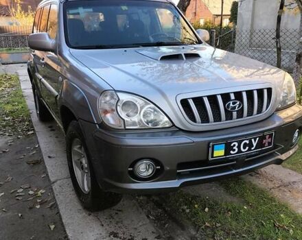 Серый Хендай Терракан, объемом двигателя 2.9 л и пробегом 190 тыс. км за 4900 $, фото 1 на Automoto.ua