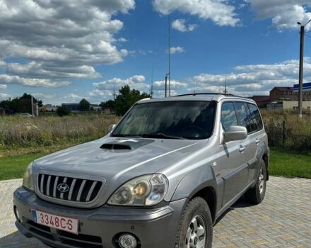 Сірий Хендай Терракан, об'ємом двигуна 2.9 л та пробігом 300 тис. км за 4500 $, фото 1 на Automoto.ua