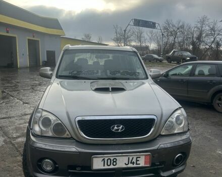 Серый Хендай Терракан, объемом двигателя 0 л и пробегом 347 тыс. км за 3100 $, фото 1 на Automoto.ua