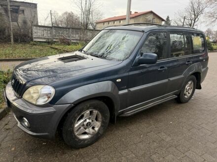 Серый Хендай Терракан, объемом двигателя 2.9 л и пробегом 281 тыс. км за 2300 $, фото 1 на Automoto.ua