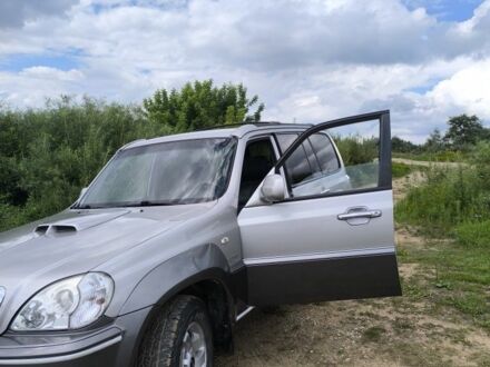 Сірий Хендай Терракан, об'ємом двигуна 0 л та пробігом 205 тис. км за 4280 $, фото 1 на Automoto.ua