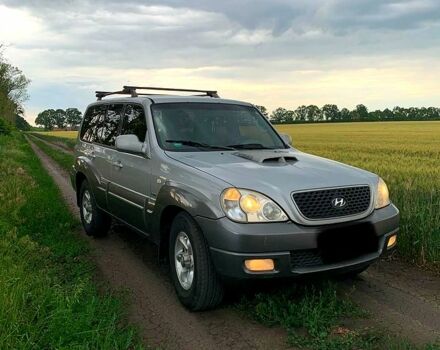 Хендай Терракан 2005 в Павлограде на Automoto.ua Серый Хендай Терракан, объемом двигателя 2.9 л и пробегом 261 тыс. км за 4700 $, фото 1 на Automoto.ua