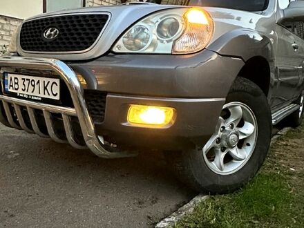 Хендай Терракан 2006 в Павлограде на Automoto.ua Серый Хендай Терракан, объемом двигателя 2.9 л и пробегом 380 тыс. км за 7120 $, фото 1 на Automoto.ua