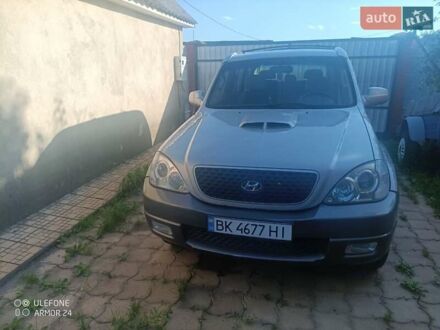 Хендай Терракан 2007 у Макарове на Automoto.ua Сірий Хендай Терракан, об'ємом двигуна 2.9 л та пробігом 337 тис. км за 8200 $, фото 1 на Automoto.ua