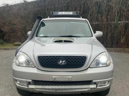 Серый Хендай Терракан, объемом двигателя 2.9 л и пробегом 230 тыс. км за 2850 $, фото 1 на Automoto.ua