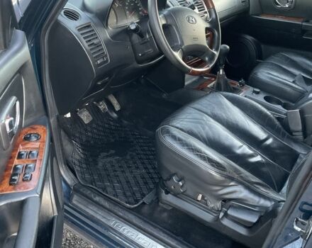 Синий Хендай Терракан, объемом двигателя 2.9 л и пробегом 300 тыс. км за 3300 $, фото 4 на Automoto.ua