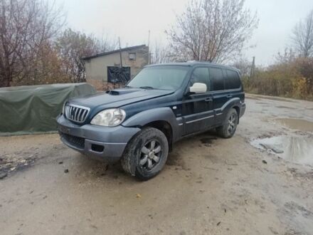 Синий Хендай Терракан, объемом двигателя 2.9 л и пробегом 250 тыс. км за 1100 $, фото 1 на Automoto.ua