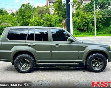 Зелений Хендай Терракан, об'ємом двигуна 2.5 л та пробігом 280 тис. км за 5500 $, фото 1 на Automoto.ua