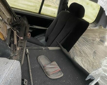 Хендай Терракан 2003 у Києві на Automoto.ua Зелений Хендай Терракан, об'ємом двигуна 2.9 л та пробігом 230 тис. км за 900 $, фото 2 на Automoto.ua