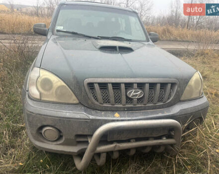 Зеленый Хендай Терракан, объемом двигателя 2.9 л и пробегом 300 тыс. км за 1500 $, фото 2 на Automoto.ua