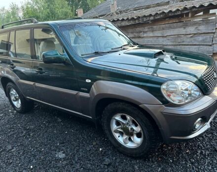 Зеленый Хендай Терракан, объемом двигателя 2.9 л и пробегом 252 тыс. км за 5600 $, фото 2 на Automoto.ua