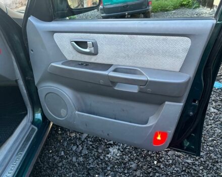 Зеленый Хендай Терракан, объемом двигателя 2.9 л и пробегом 252 тыс. км за 5600 $, фото 6 на Automoto.ua